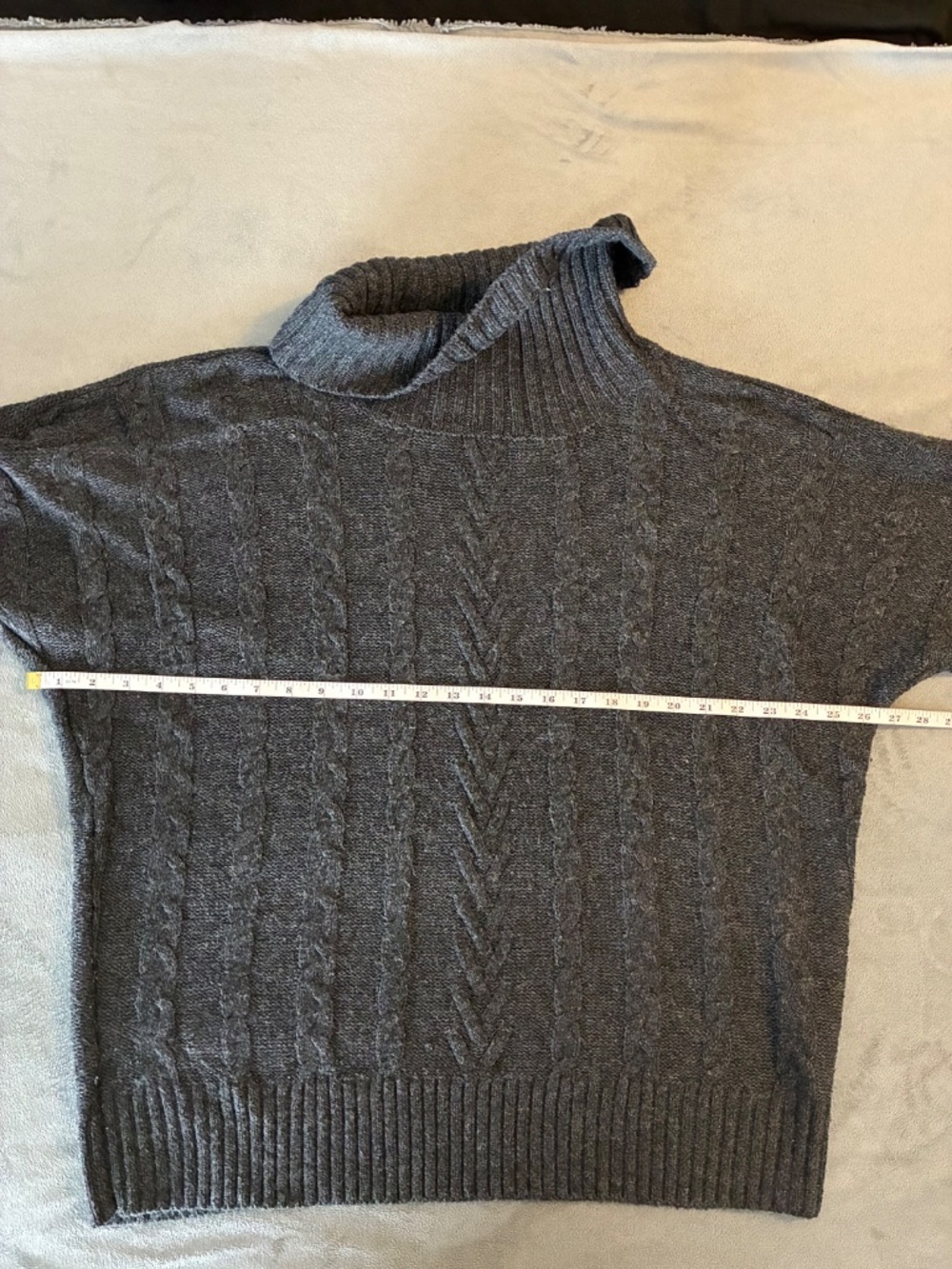 MASSIVE $10 SALE Women's Gray Cable Knit Cowl Neck 3/4 Open Sleeve Sweater - Picture 7 of 8